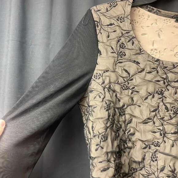 TRIBAL Black & Tan with Mesh sleeves S - Picture 2 of 4